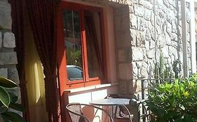 Room Vera- With Airconditioning And Free Parking